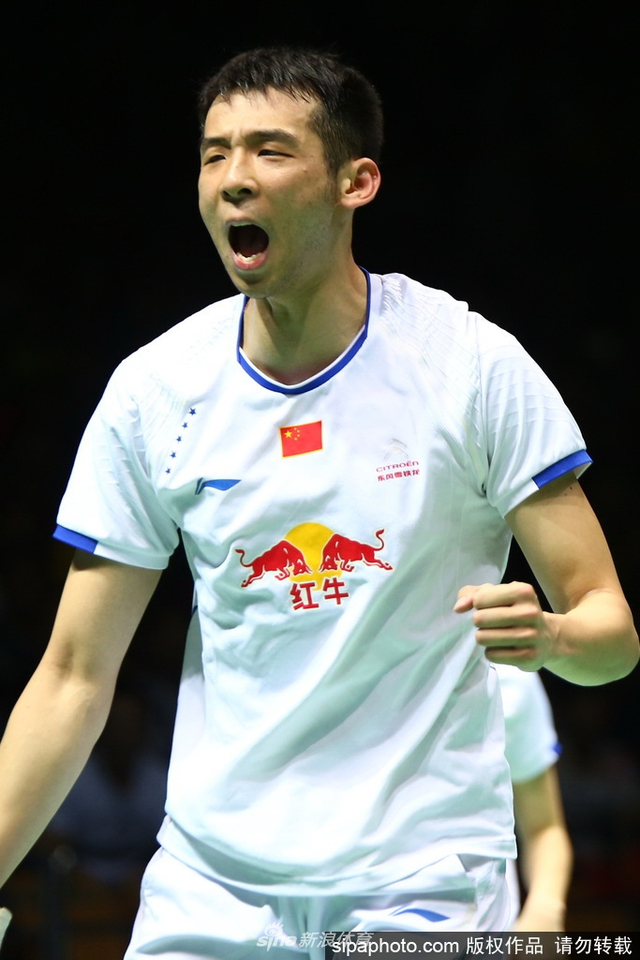 关于中国羽毛球队力克泰国羽毛球队，谌龙三分雨点燃全场的信息