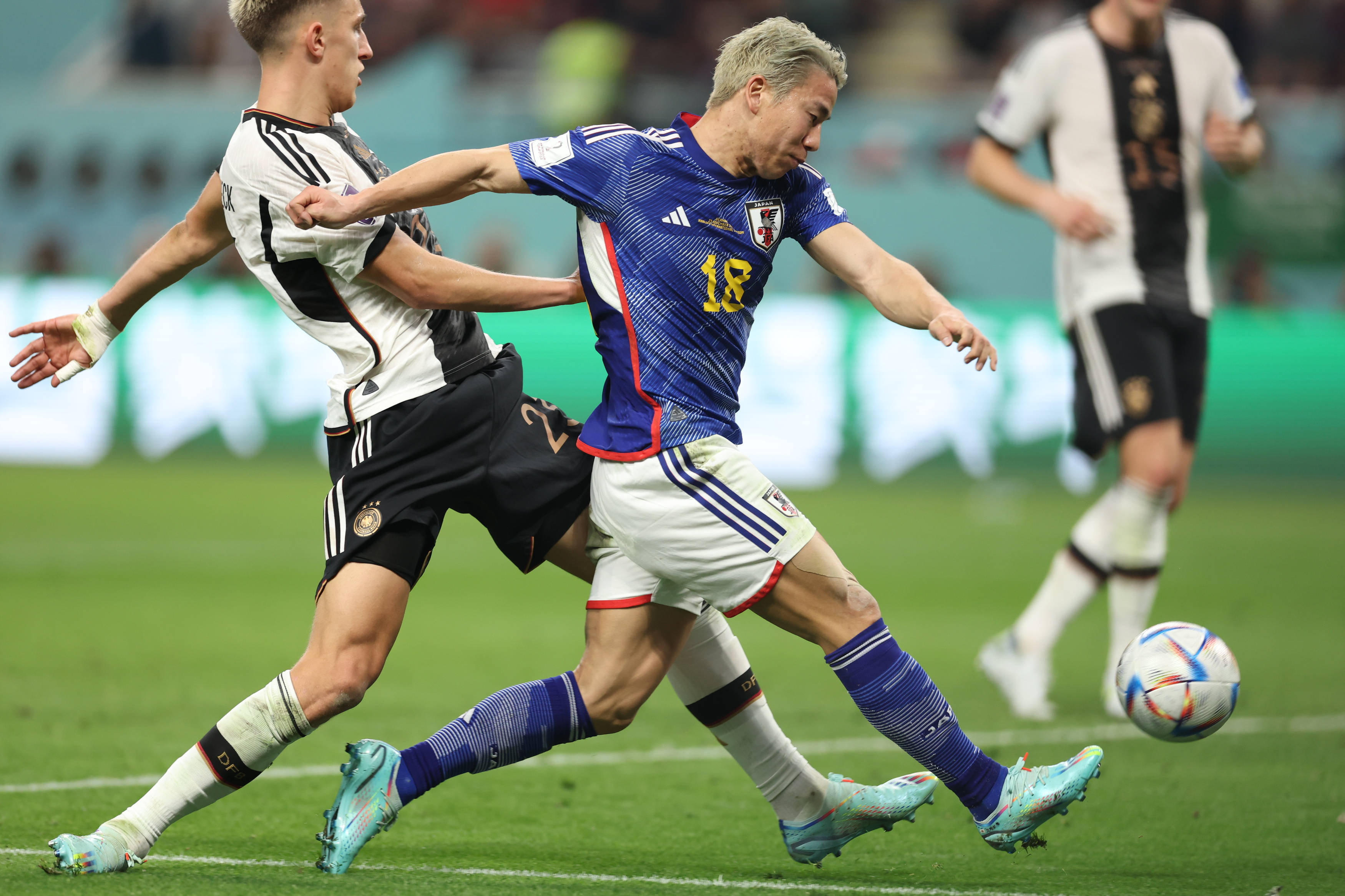 德国队绝杀葡萄牙队，许昕带队取胜