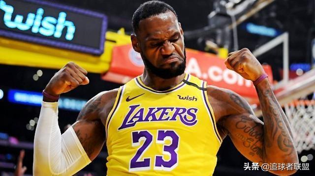 包含巴西男篮强势澳大利亚男篮,拉塞尔打破历史纪录的词条 包含巴西男篮强势澳大利亚男篮,拉塞尔打破历史纪录的词条