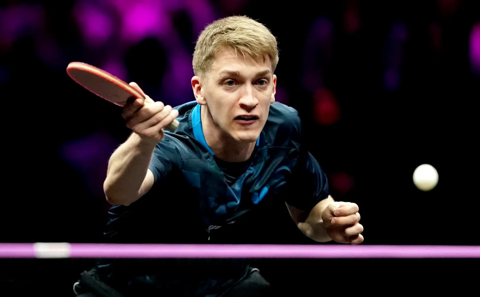 瑞典球员在友谊赛中发挥出色,被誉为进攻利器 瑞典球员在友谊赛中发挥出色,被誉为进攻利器