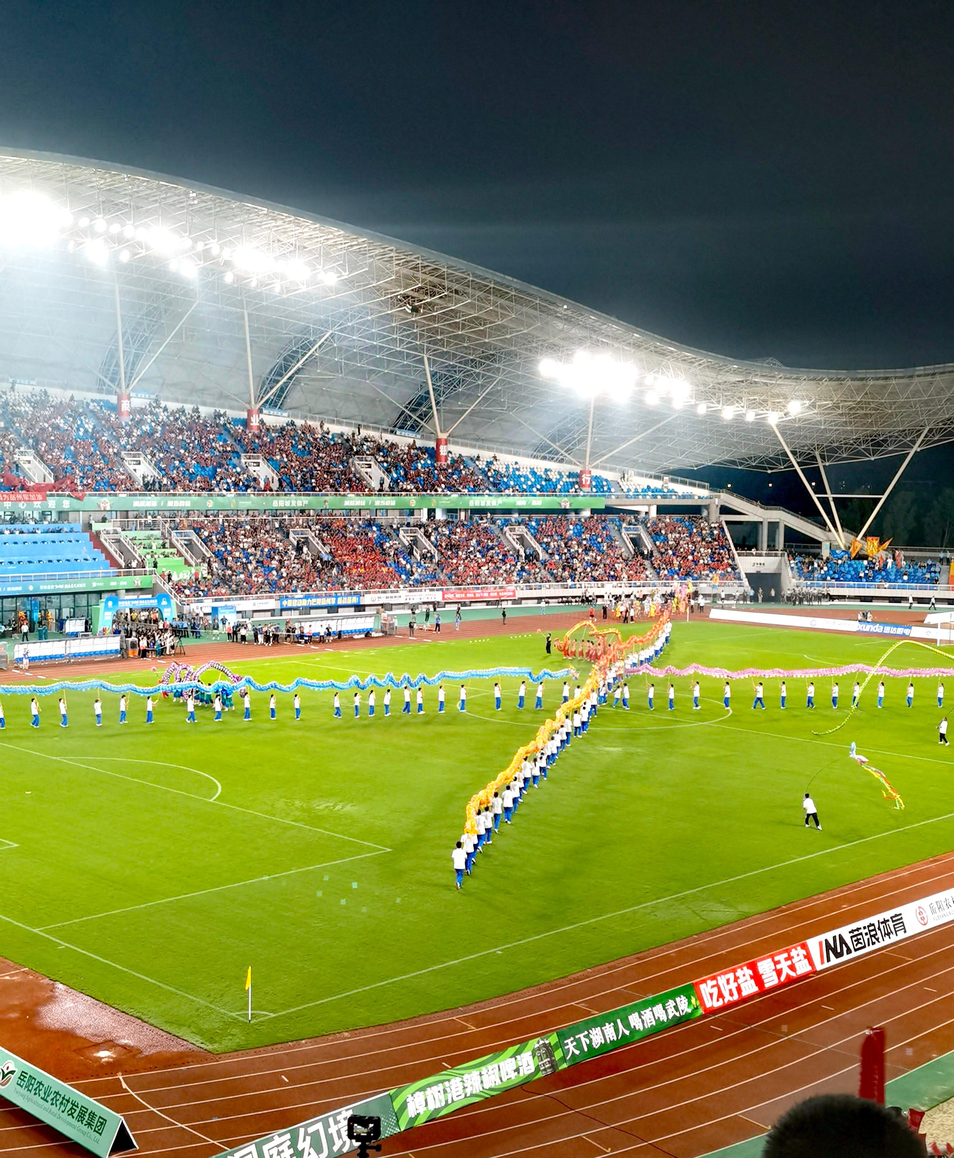 足球赛事中的绝佳表现和豪迈情怀 足球赛事中的绝佳表现和豪迈情怀