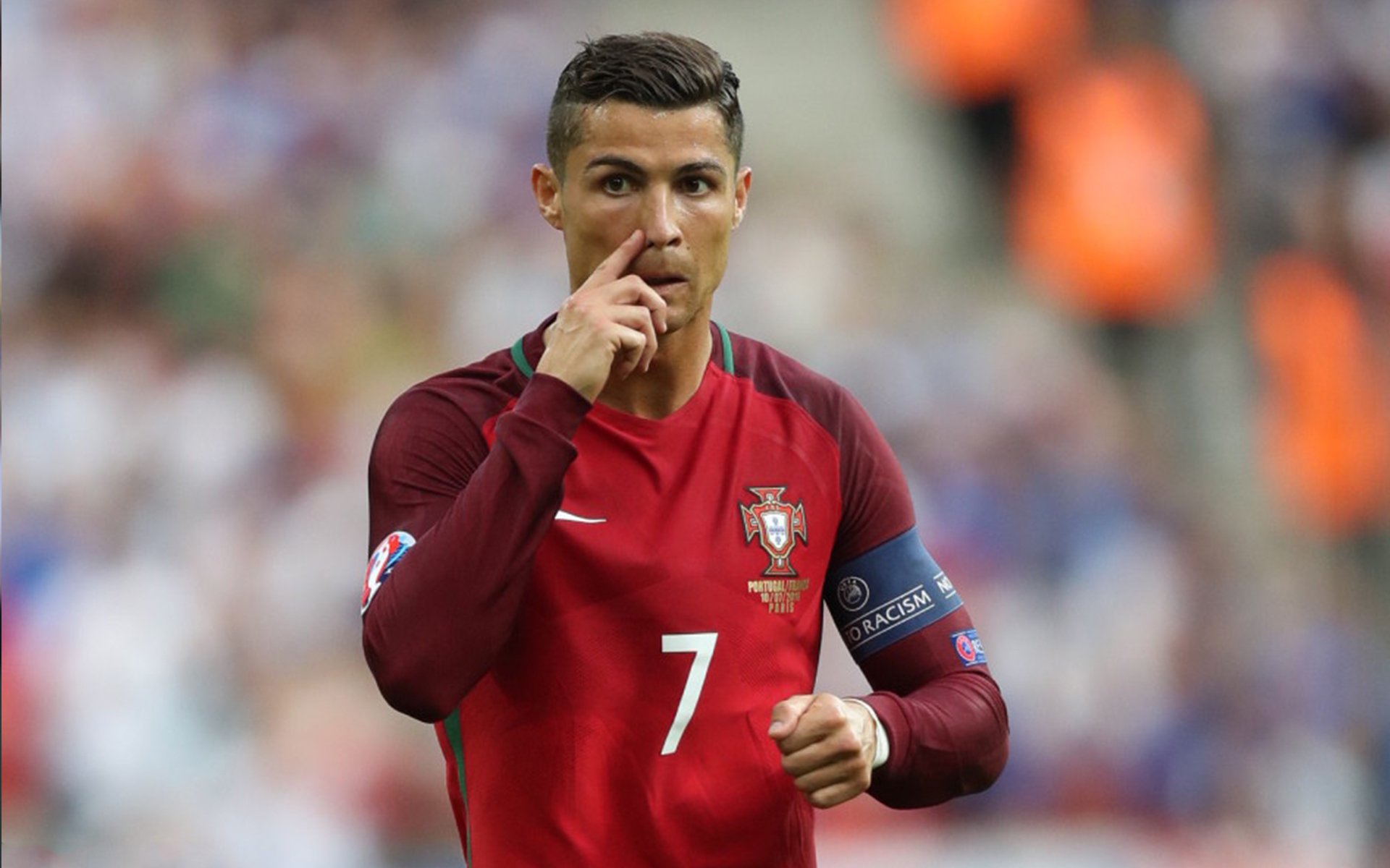 绿茵场与硬木地板的交响，当欧冠焦点战遇上森林狼的碾压风暴