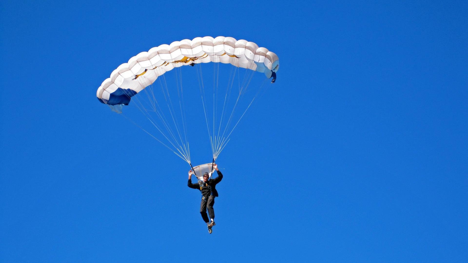 上海队封锁山西队，布伦森成为关键先生